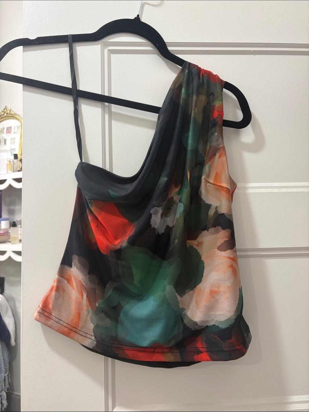 One-Shoulder Floral Print Camisole in Black and Multi